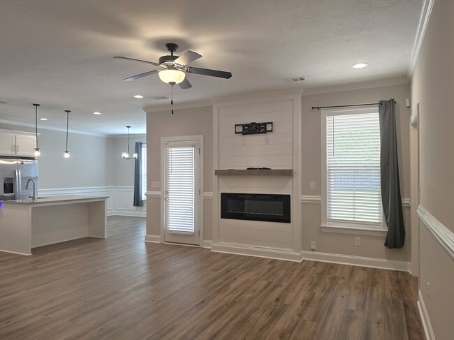 Building Photo - 7510 Paisley Cir