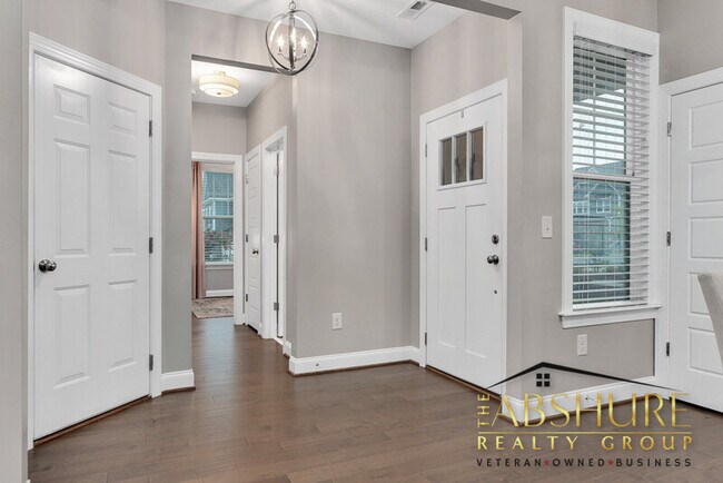 Building Photo - 133 Ainsdale Pl