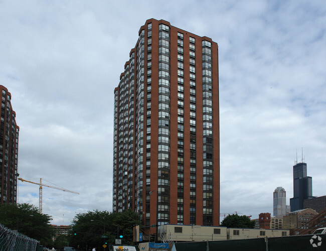 Building Photo - Dearborn Park High Rise 1