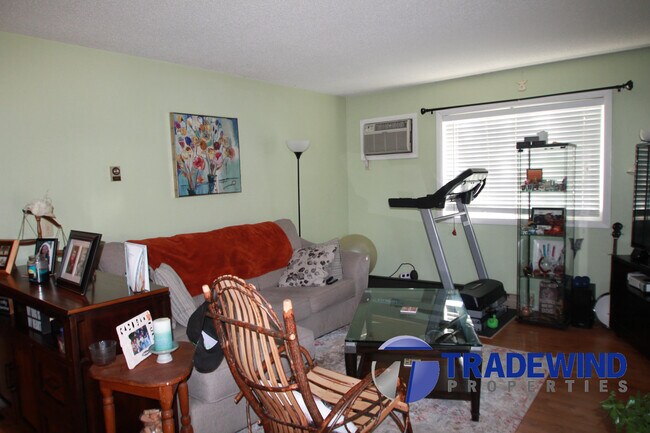 Foto del edificio - 942 Main St NW