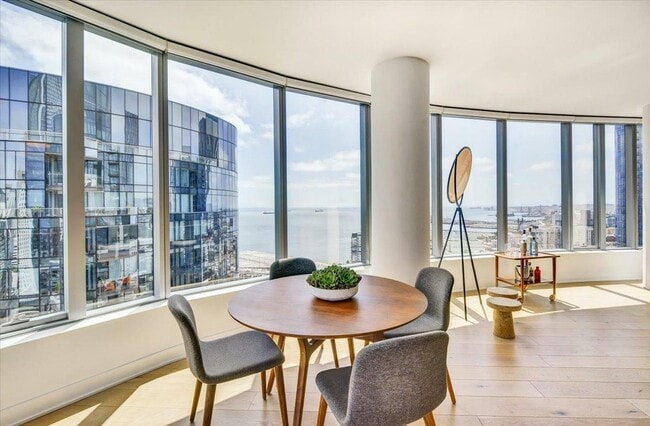 Foto del edificio - 201 Folsom St