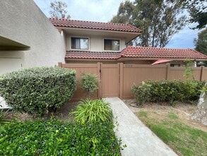 Building Photo - 6782 Shakespeare Way