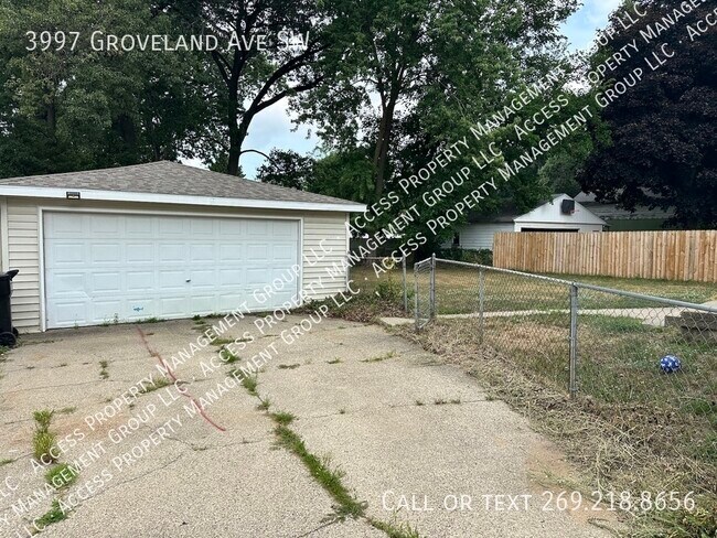 Foto del edificio - 3997 Groveland Ave SW