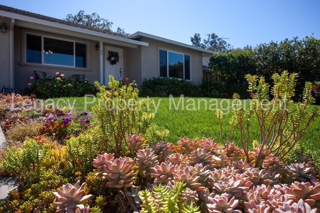 Foto del edificio - Excellent 4 Bedroom 2 Bath Home!!!