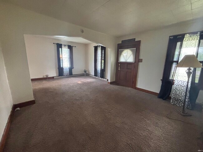 Foto del edificio - 9817 Auburn Rd