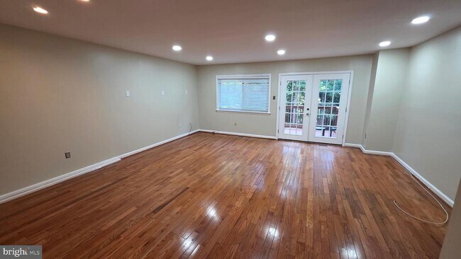 Foto del edificio - 13 Wellspring Cir