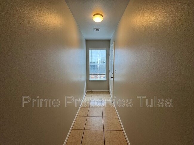 Building Photo - 2411 S 91st E Pl