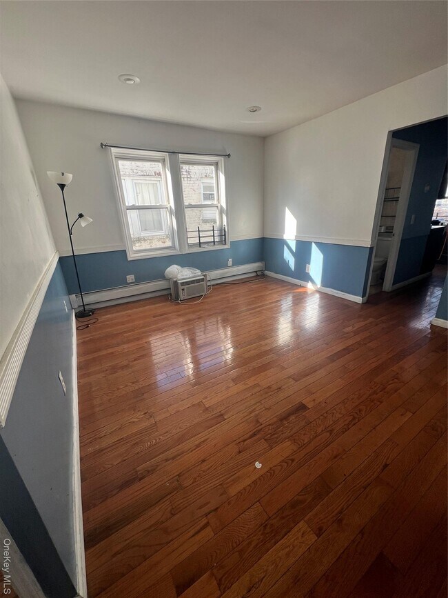 Foto del edificio - 177-37 106th Ave