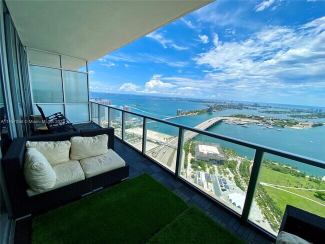 Building Photo - 1100 Biscayne Blvd