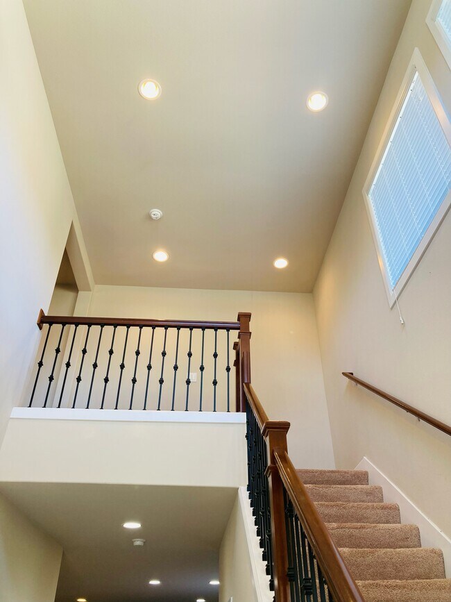 Stairs and Entry to Second Floor - 3319 170th Plz SE