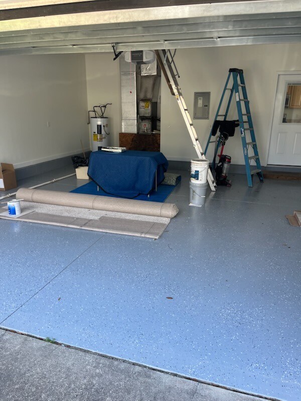 Foto del edificio - 4034 Oak Forest Dr