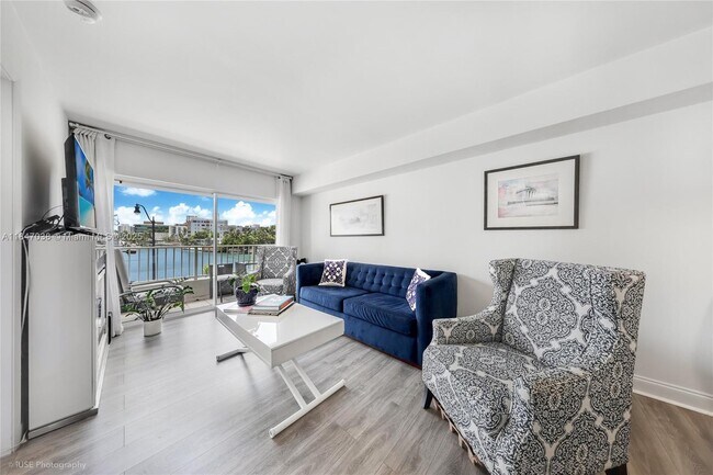 Foto del edificio - 2600 Collins Ave