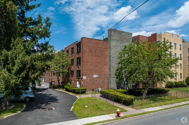 Lexington Apartments