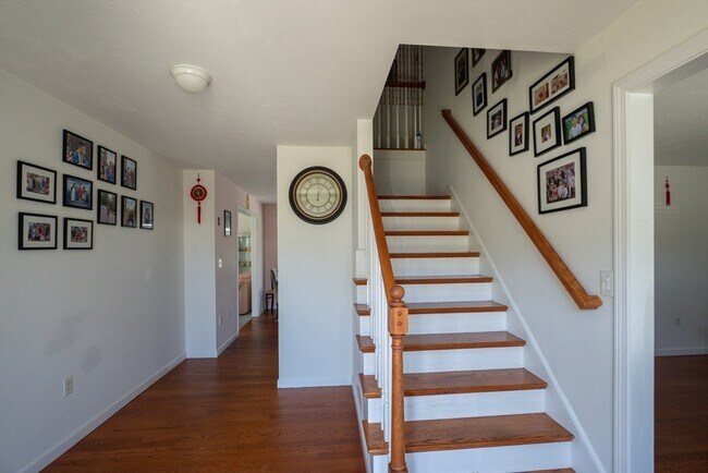 Foto del edificio - 30 Briarcliff Dr