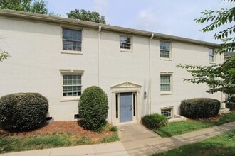 Building Photo - 4911 Park Rd