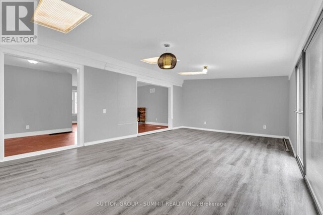 Building Photo - 17 Ben Machree Dr