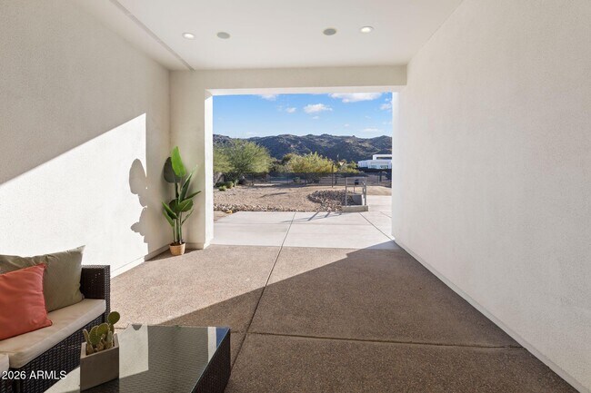 Foto del edificio - 2252 E South Mountain Ave