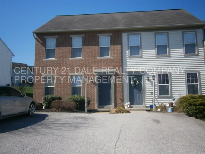 Primary Photo - 1015 Hearthridge Ln