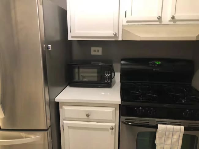 Foto del edificio - 4360 N Pershing Dr