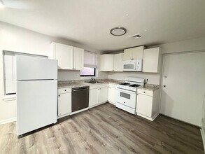 Building Photo - 94 Eastern Ave