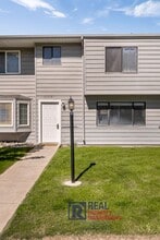 Building Photo - 1117 Booth Dr