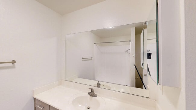 Interior Photo - Harbor at Mesa Verde