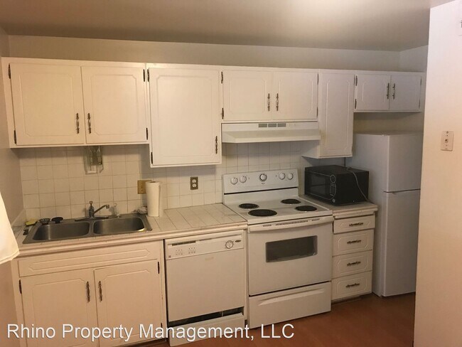 Foto del edificio - 2 br, 1.5 bath House - 200 East Maple Stre...