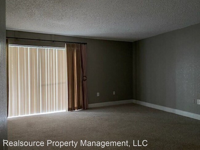 Building Photo - 4747 S Texas Ave
