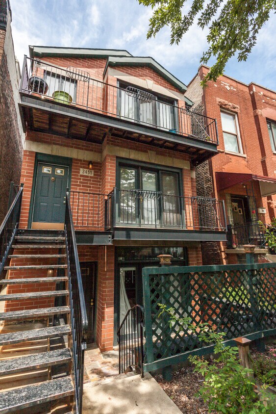 2438 W Taylor St, Chicago, IL 60612 House Rental in Chicago, IL
