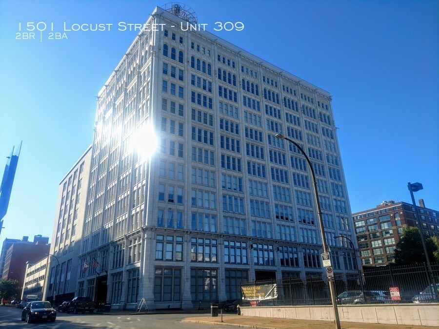 Primary Photo - 1501 Locust St