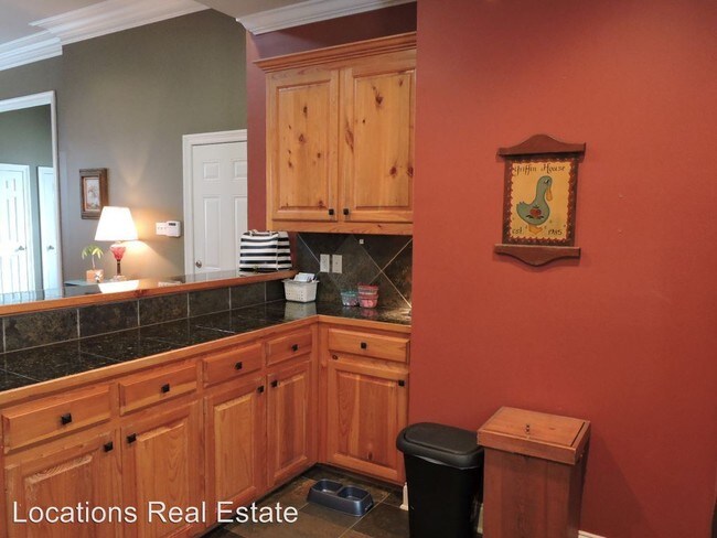 Foto del edificio - 10760 Woodland Oaks Dr