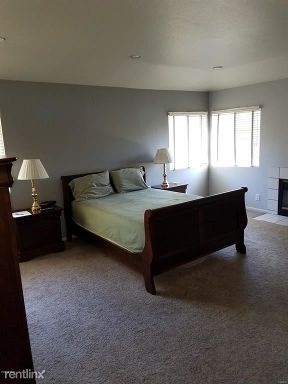 Foto del edificio - 5 br, 3 bath House - 5061 Blackpool Ave