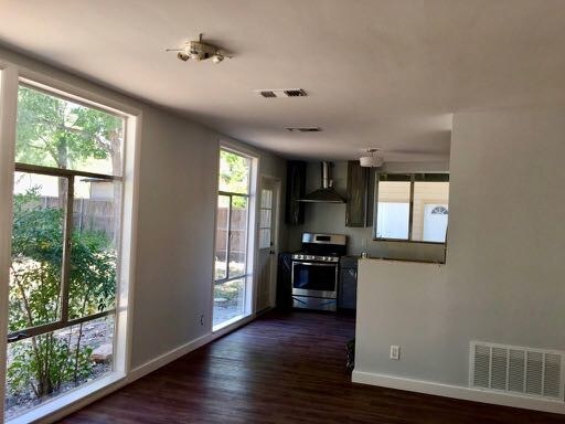 Foto del edificio - 1314 Westmoor Dr