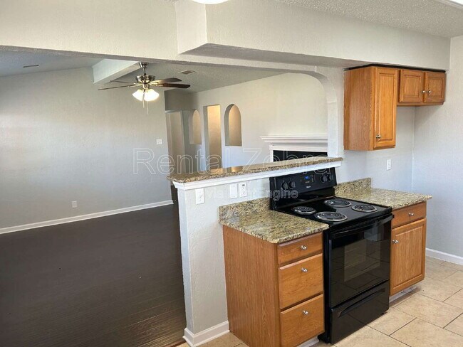 Foto del edificio - 2939 Longmeade Dr