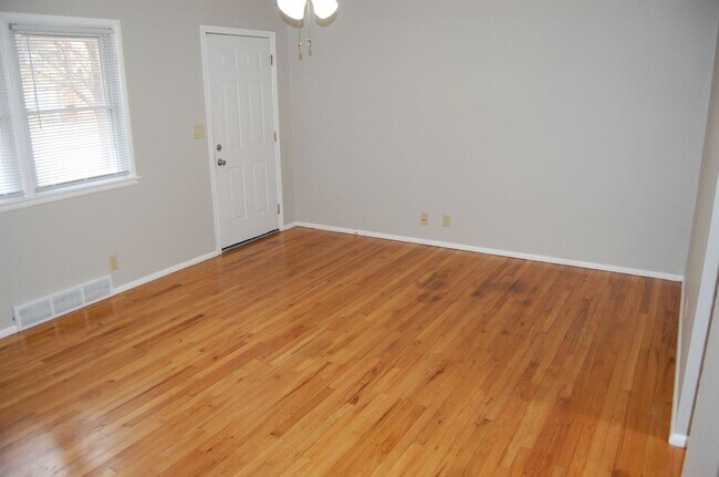 Building Photo - 4630 Starr St