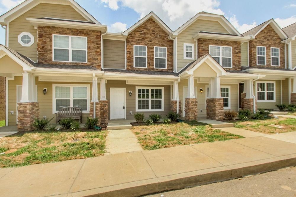 Primary Photo - 132 Cobblestone Place Drive