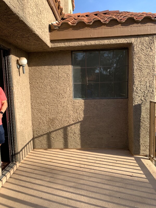 Building Photo - 1905 E University Dr