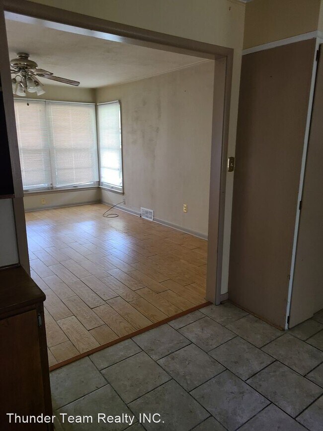 Foto del edificio - 2 br, 1 bath House - 3121 NW 66th Street