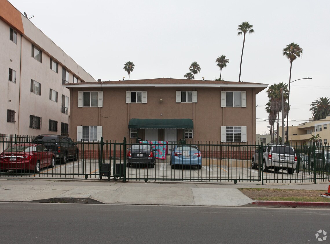 Building Photo - 4343 W 4th St