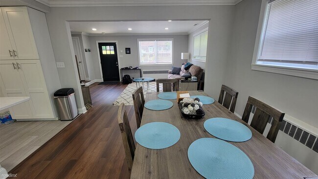 Foto del edificio - 3 br, 2.5 bath House - 309 Bryan Street