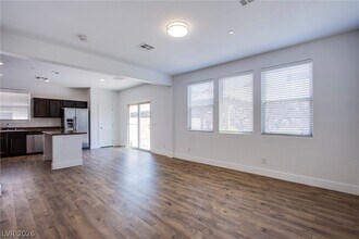 Building Photo - 305 Via Franciosa Dr