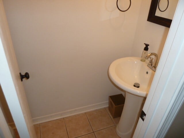 Building Photo - 224 Settlers Park Dr