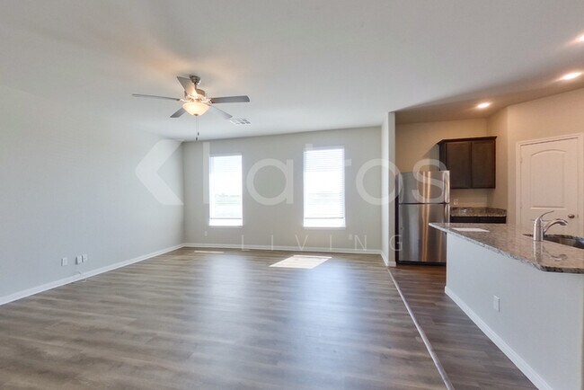 Foto del edificio - 820 NW 4th St