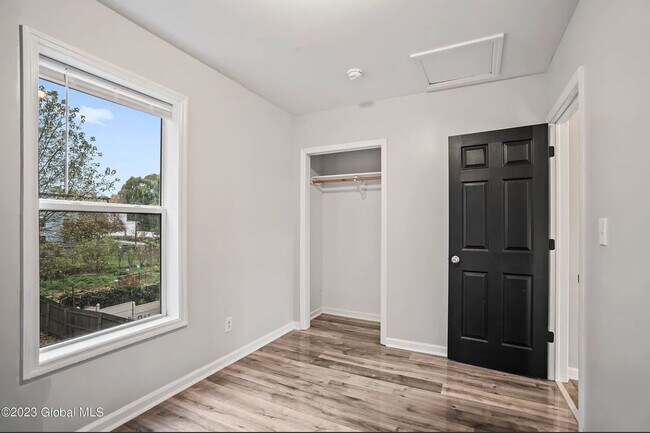 Baño 1 - 5 Stephen St