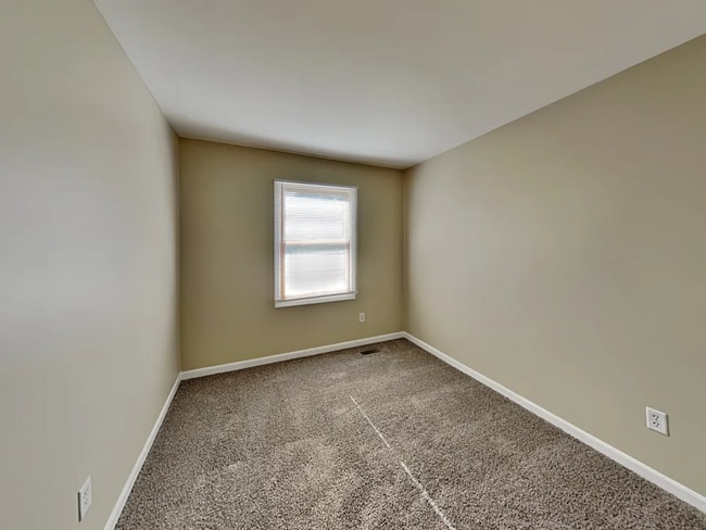 Foto del edificio - 873 Foran Ln