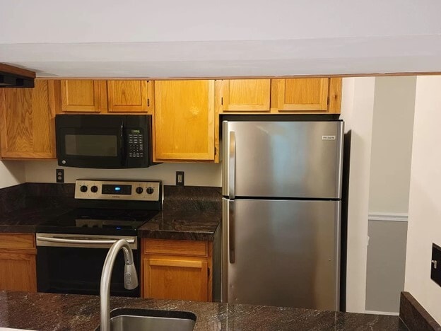 Building Photo - 5708 Shadwell Ct
