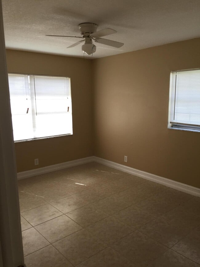 Building Photo - 22746 SW 55th Way