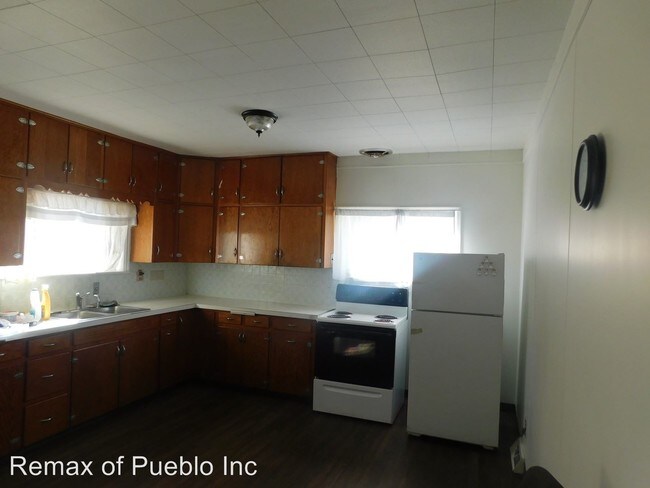 Building Photo - 2 br, 1 bath House - 1514 E. 12TH ST.