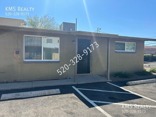 Foto del edificio - 5126 E Bellevue St