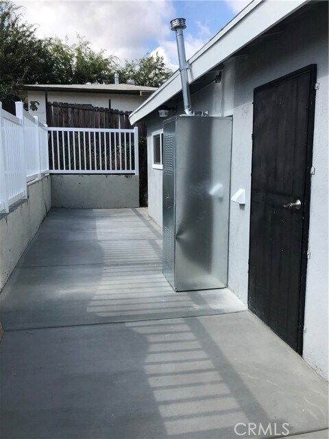 Foto del edificio - 3411 Chadwick Dr